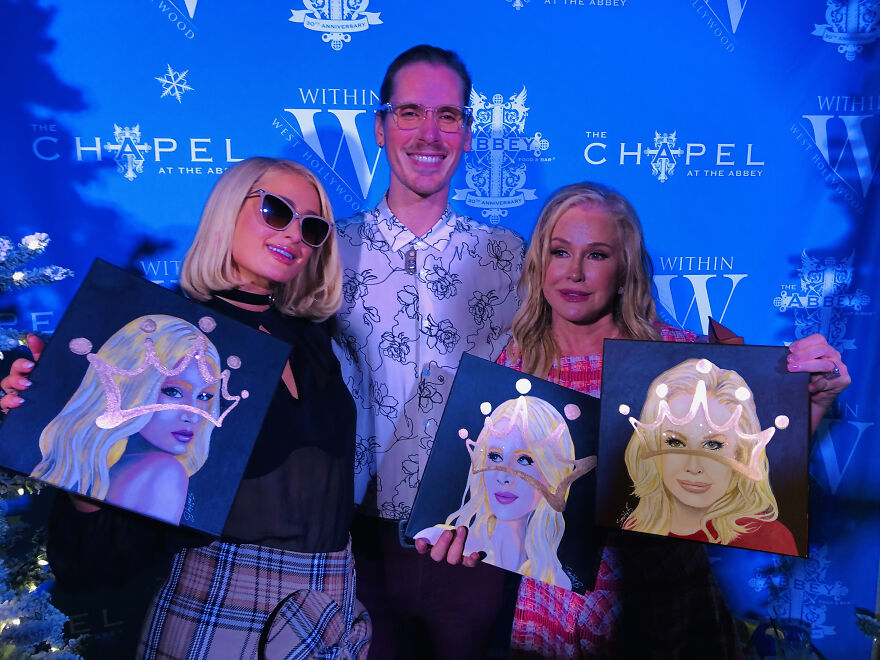 Smittybones: It’s All About The Crown (7 Pics) Smittybones: It’s All About The Crown (7 Pics)