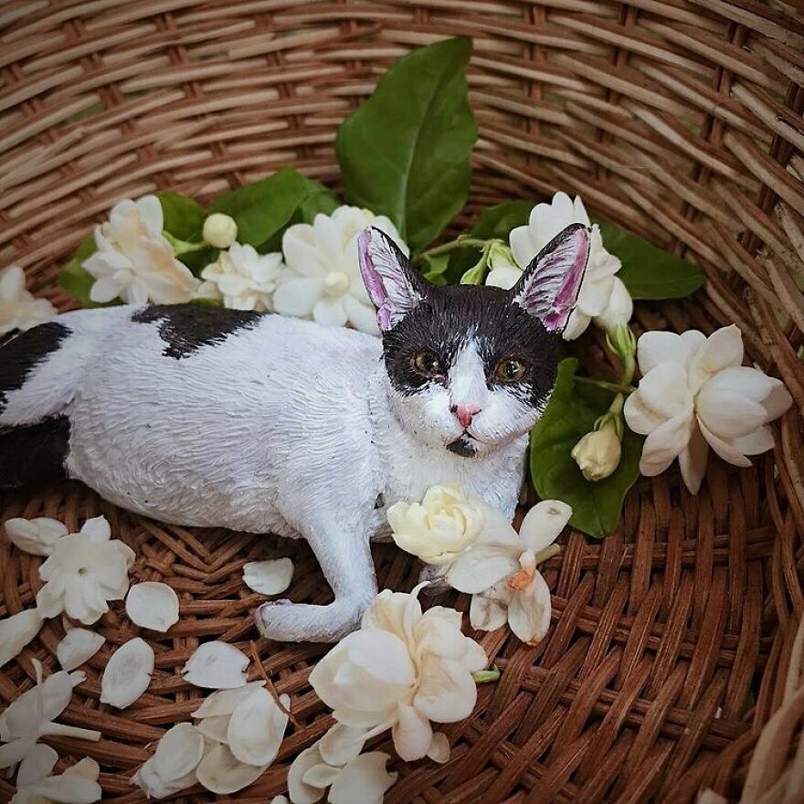 70 Tiny Animal Sculptures That I Created From Clay 70 Tiny Animal Sculptures That I Created From Clay