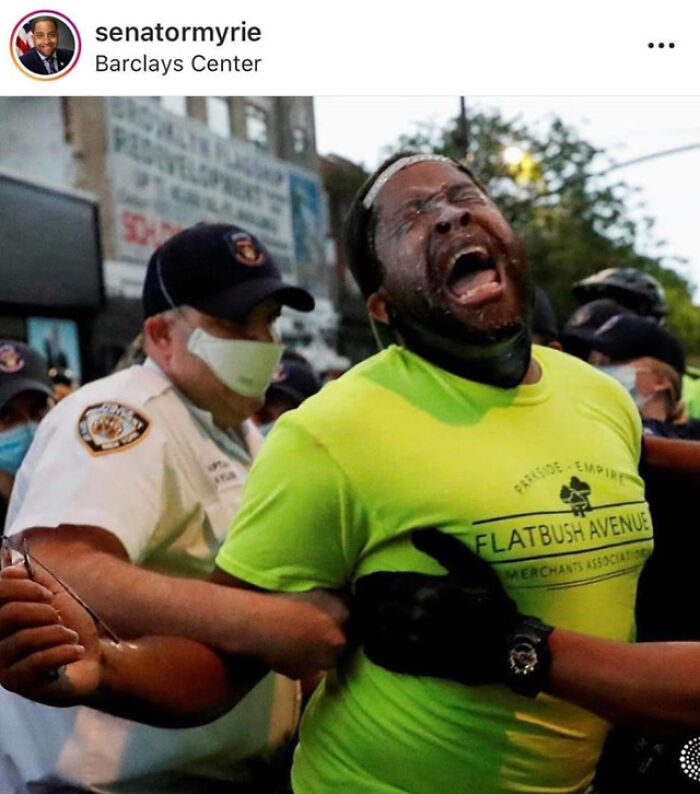 50 Pictures From The Online “Gallery Of Inexplicable Stupidity” 50 Pictures From The Online “Gallery Of Inexplicable Stupidity”