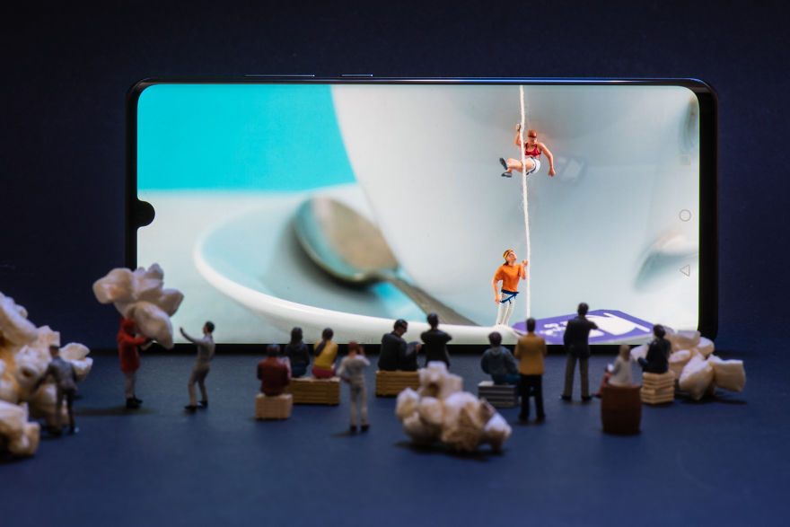 I Turn Everyday Objects Into Convincing Miniature Worlds (15 Pics) I Turn Everyday Objects Into Convincing Miniature Worlds (15 Pics)