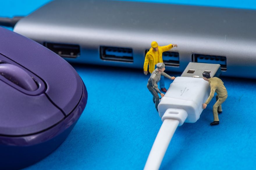 I Turn Everyday Objects Into Convincing Miniature Worlds (15 Pics) I Turn Everyday Objects Into Convincing Miniature Worlds (15 Pics)