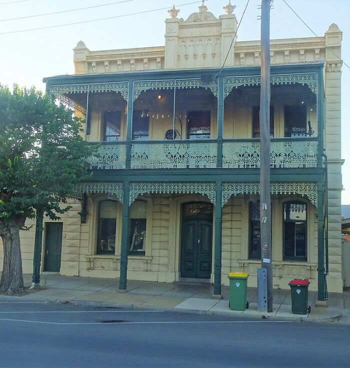 35 Spoiled Folks Online Share Their Moments Of Realizing How Different The Real World Really Is 35 Spoiled Folks Online Share Their Moments Of Realizing How Different The Real World Really Is