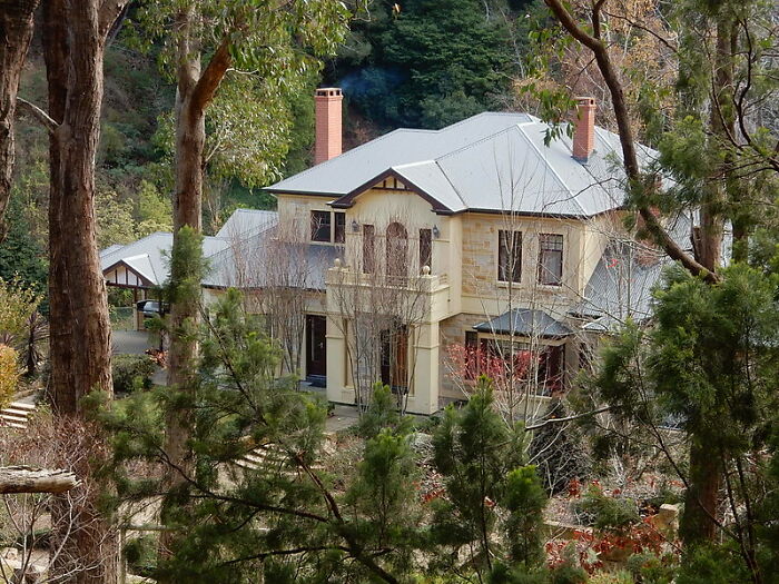 35 Spoiled Folks Online Share Their Moments Of Realizing How Different The Real World Really Is 35 Spoiled Folks Online Share Their Moments Of Realizing How Different The Real World Really Is