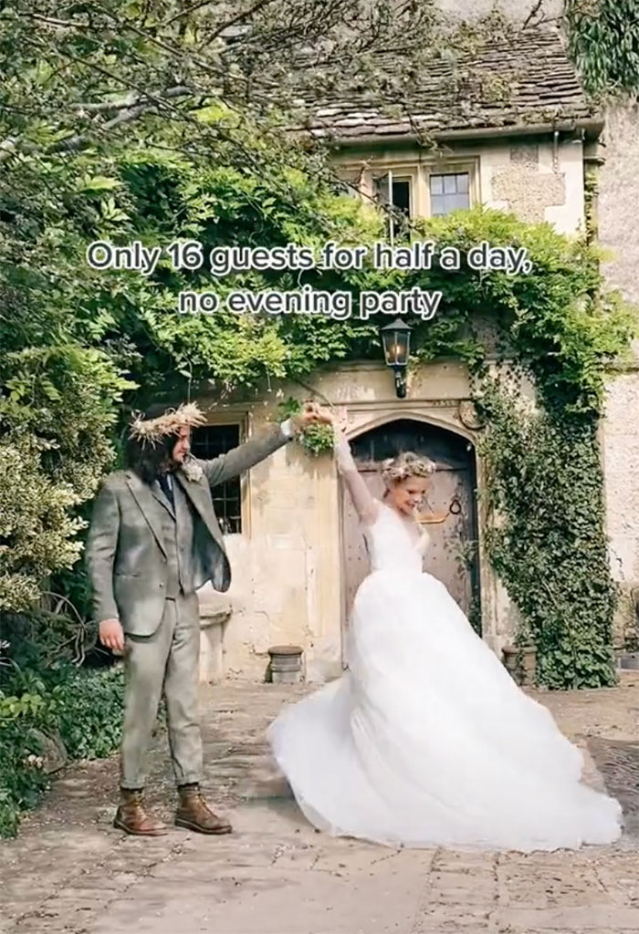 Neurodivergent Couple Throws A Sensory-Friendly Wedding So Cute And Relaxed, It Made People Wonder If That Shouldn’t Be The Norm Neurodivergent Couple Throws A Sensory-Friendly Wedding So Cute And Relaxed, It Made People Wonder If That Shouldn’t Be The Norm