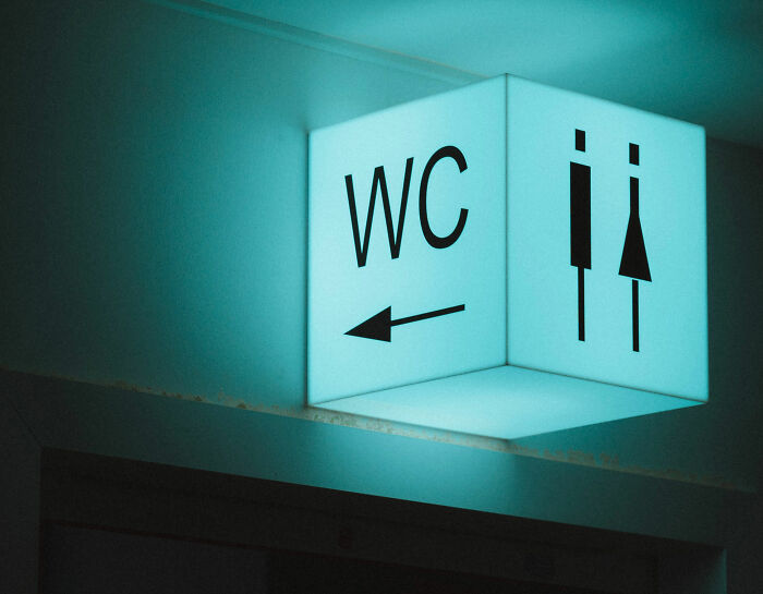 Insurance Agent Gets Fired For Using A Client’s Restroom, Takes Revenge By Informing Them About The Situation So They Cancel Their Policy Insurance Agent Gets Fired For Using A Client’s Restroom, Takes Revenge By Informing Them About The Situation So They Cancel Their Policy