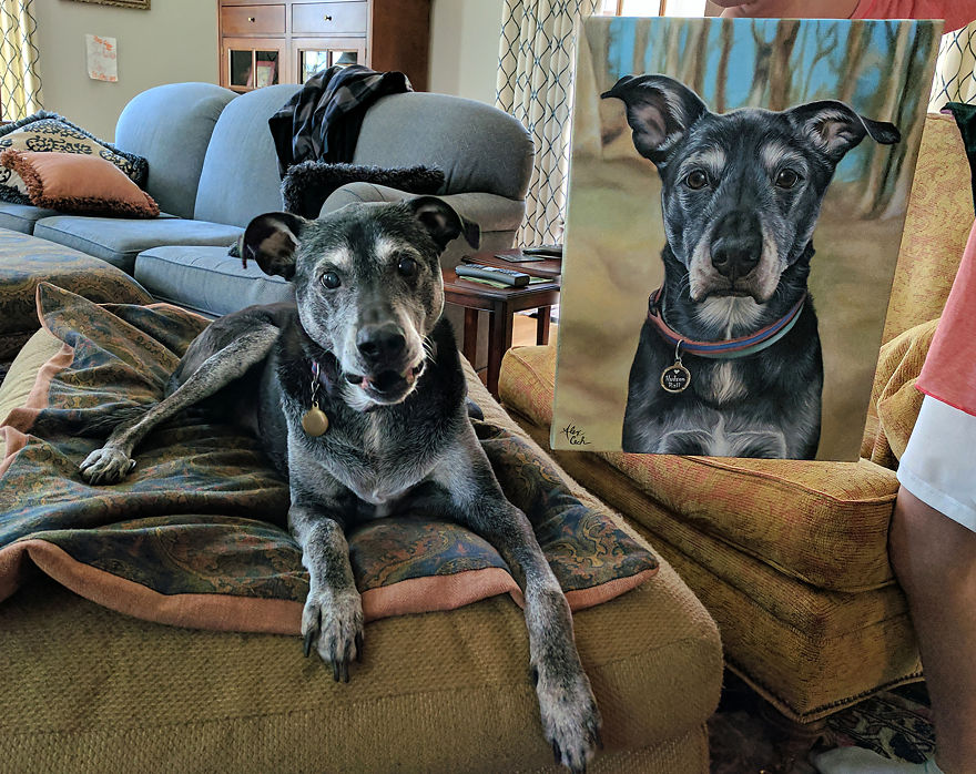 24 New Pictures Of Pets Next To Their Portraits That I&#8217;ve Painted