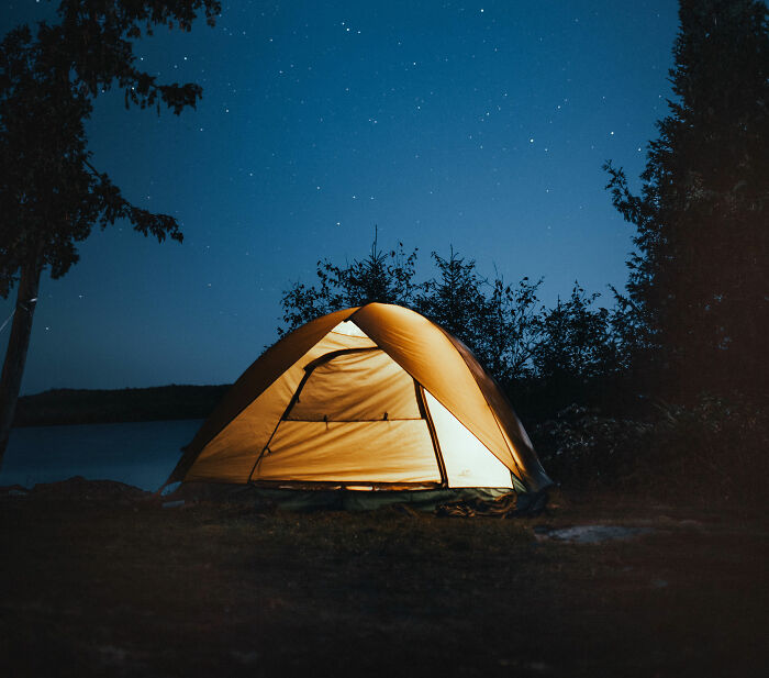 “What Is The Creepiest Or Most Unexplained Thing That’s Happened To You That You Still Think About To This Day?” (30 Stories)