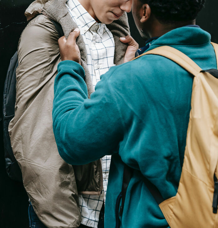 People Are Sharing 40 Basic And Genius Safety Tips Everyone Should Know People Are Sharing 40 Basic And Genius Safety Tips Everyone Should Know