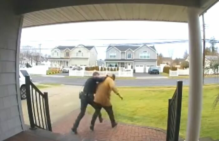 Fraudster Messes With The Wrong 73-Year-Old That Decides To Play Along And Gets Him Arrested Fraudster Messes With The Wrong 73-Year-Old That Decides To Play Along And Gets Him Arrested