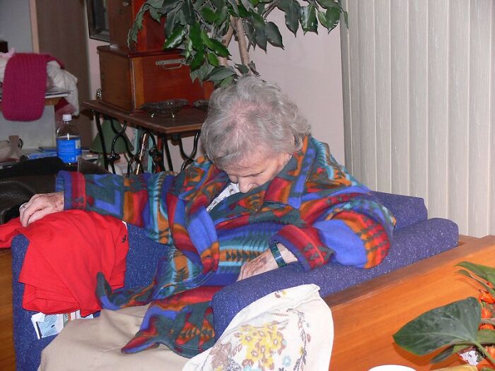 30 People Who Hardly Have Any Haters, As Shared By Folks In This Online Community 30 People Who Hardly Have Any Haters, As Shared By Folks In This Online Community