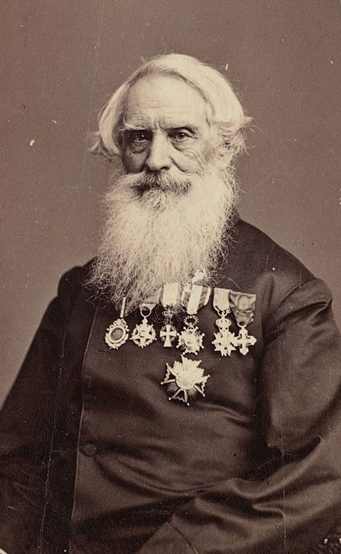 Someone Online Asked, &ldquo;Who Is The Most Famous Person In Your Family?&rdquo;, And 30 Delivered