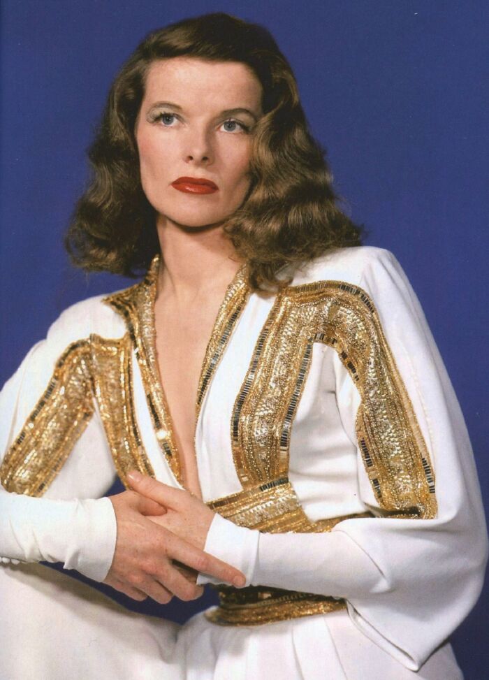 Someone Online Asked, &ldquo;Who Is The Most Famous Person In Your Family?&rdquo;, And 30 Delivered