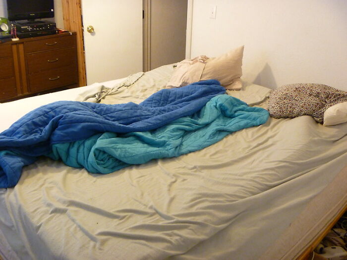 40 Things That Immediately Ruin A Movie As Pointed Out By Folks In This Online Group 40 Things That Immediately Ruin A Movie As Pointed Out By Folks In This Online Group