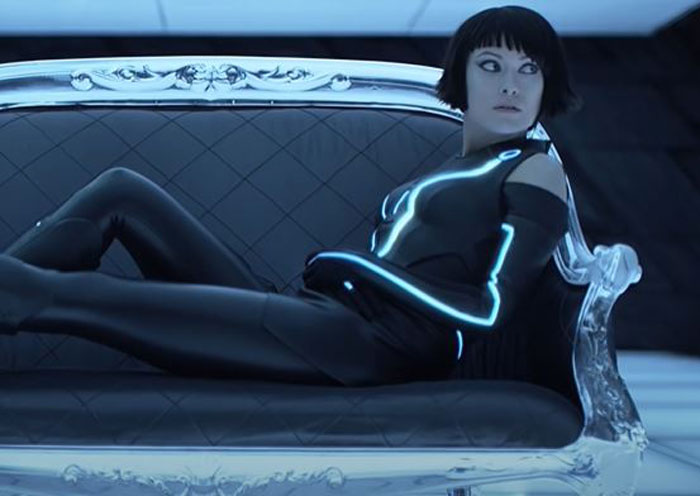 40 Things That Immediately Ruin A Movie As Pointed Out By Folks In This Online Group 40 Things That Immediately Ruin A Movie As Pointed Out By Folks In This Online Group