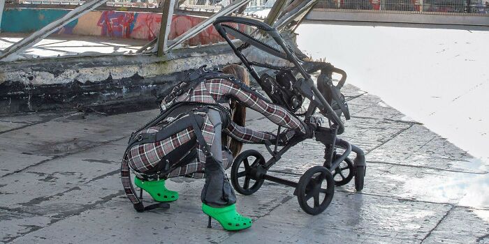 50 Of The Funniest Examples Of Awful Taste But Great Execution (New Pics)