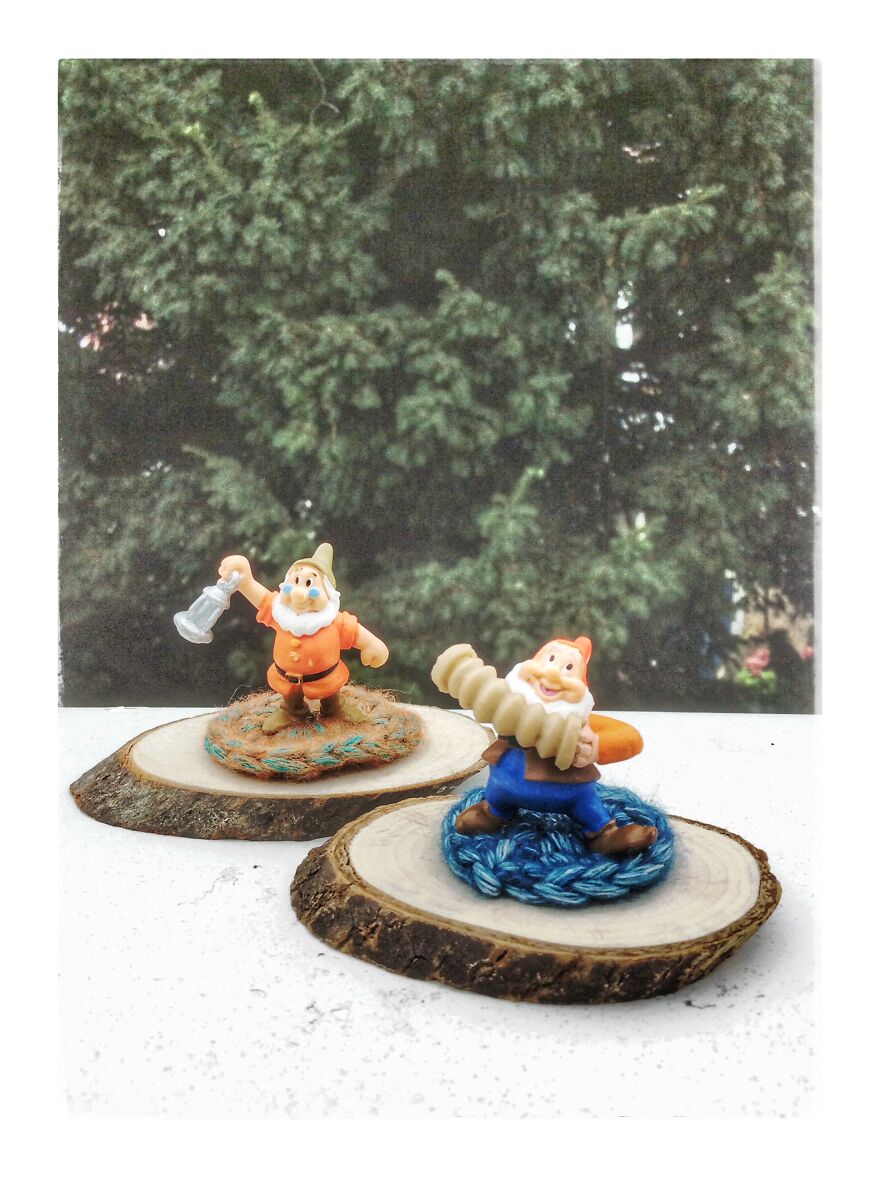 I Paint Mini Canvases With Crochet (14 Pics)