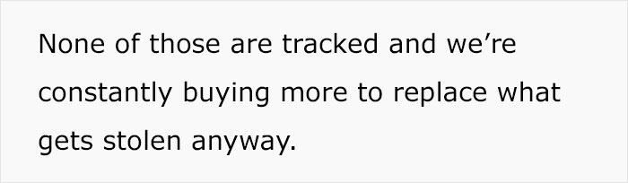 Homeless Man Comes To Hotel Front Desk At Night To Ask About Transit Schedules, Ends Up Showered With Hotel Supplies Stolen By Receptionist Homeless Man Comes To Hotel Front Desk At Night To Ask About Transit Schedules, Ends Up Showered With Hotel Supplies Stolen By Receptionist