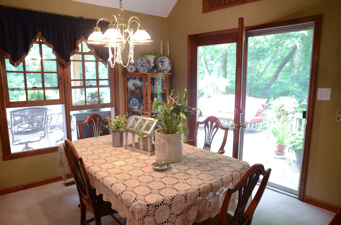 Members Of This Online Group Are Annoyed With People Not Having Common Sense And Ignoring These 40 Unwritten Rules Members Of This Online Group Are Annoyed With People Not Having Common Sense And Ignoring These 40 Unwritten Rules