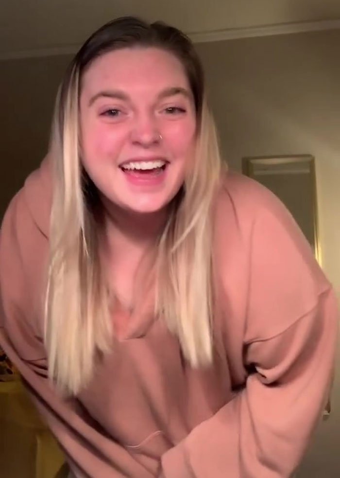 25 Pretty Obvious Red Flags People Were Too Blind To Notice In Their Relationships, As Shared By Folks On TikTok