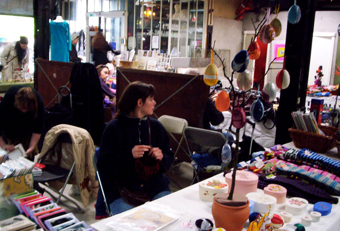 30 Embarrassing And Funny Situations When Someone Didn’t Realize Their Language Was Understood, Shared By Folks In This Online Group 30 Embarrassing And Funny Situations When Someone Didn’t Realize Their Language Was Understood, Shared By Folks In This Online Group