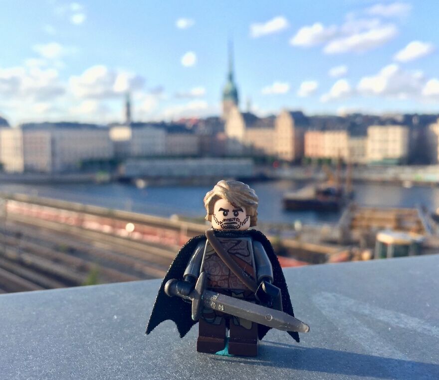 Whenever I Travel, I Bring Along A Lego Figure Of My Creation And Take A Picture Of It (30 Pics) Whenever I Travel, I Bring Along A Lego Figure Of My Creation And Take A Picture Of It (30 Pics)