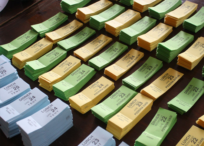 “It’s A ‘Benefit’ To My Employer, Not Me”: People Are Sharing 30 Insulting Things A Job Has Offered Them “It’s A ‘Benefit’ To My Employer, Not Me”: People Are Sharing 30 Insulting Things A Job Has Offered Them