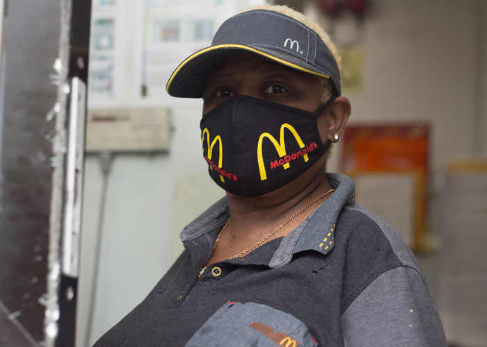 “It’s A ‘Benefit’ To My Employer, Not Me”: People Are Sharing 30 Insulting Things A Job Has Offered Them “It’s A ‘Benefit’ To My Employer, Not Me”: People Are Sharing 30 Insulting Things A Job Has Offered Them