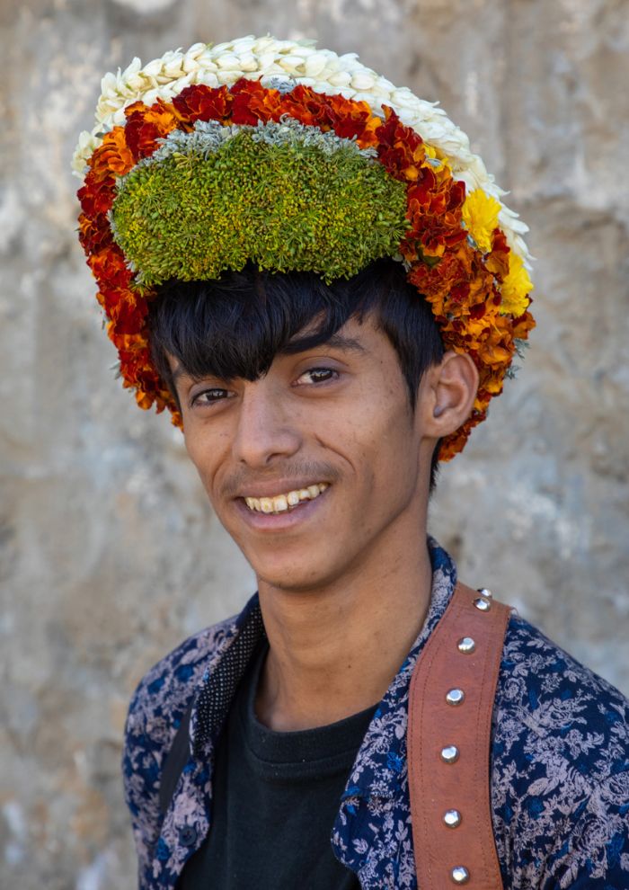 On My Trip To Saudi Arabia, I Met Male Members Of The Qahtan Tribe – Flower Men On My Trip To Saudi Arabia, I Met Male Members Of The Qahtan Tribe – Flower Men