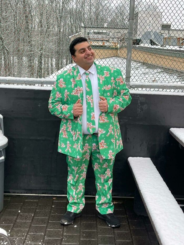 40 Times People Greeted Christmas With A Sense Of Humor (New Pics) 40 Times People Greeted Christmas With A Sense Of Humor (New Pics)