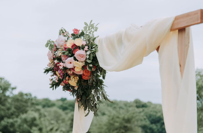 People Reveal When The Scales Dropped From Their Eyes And They Realized How Toxic Their Jobs Were (30 Stories) People Reveal When The Scales Dropped From Their Eyes And They Realized How Toxic Their Jobs Were (30 Stories)