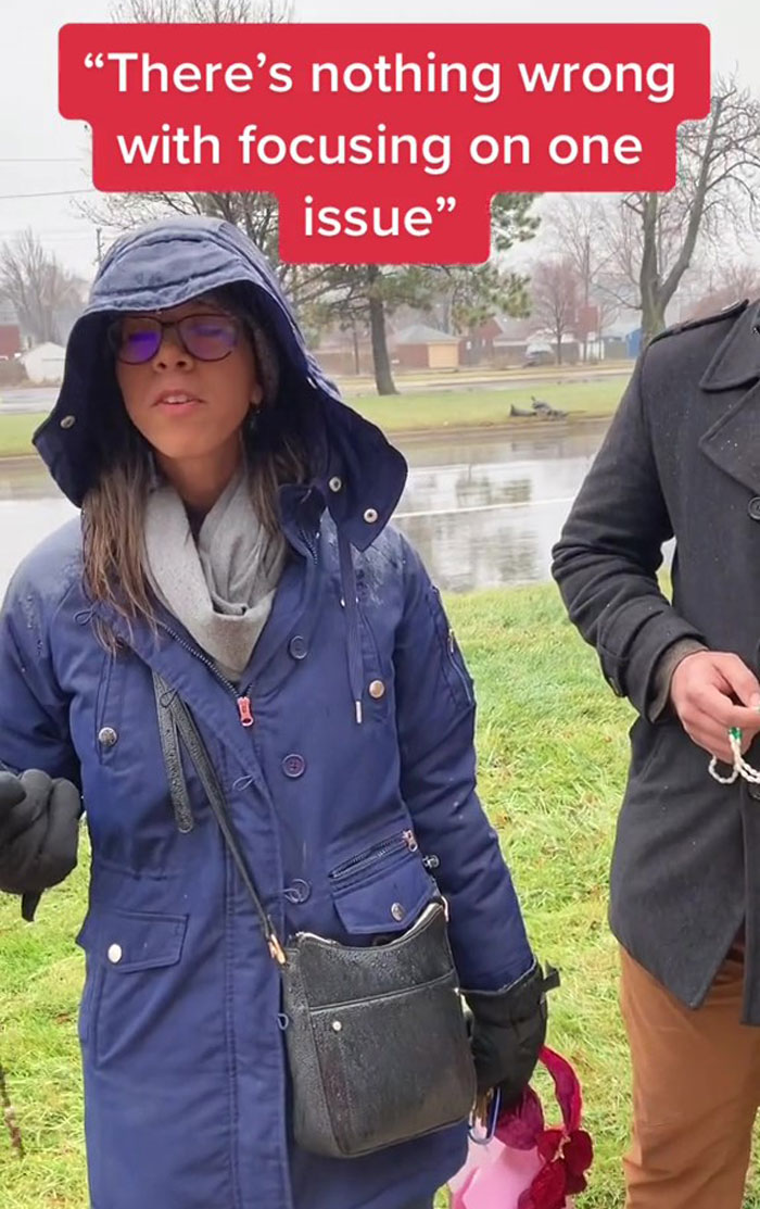 Woman Verbally Destroys Anti-Choice Heckler At Abortion Clinic Who Fails To Argue Why She’s Against Social Safety Nets For Born People Woman Verbally Destroys Anti-Choice Heckler At Abortion Clinic Who Fails To Argue Why She’s Against Social Safety Nets For Born People