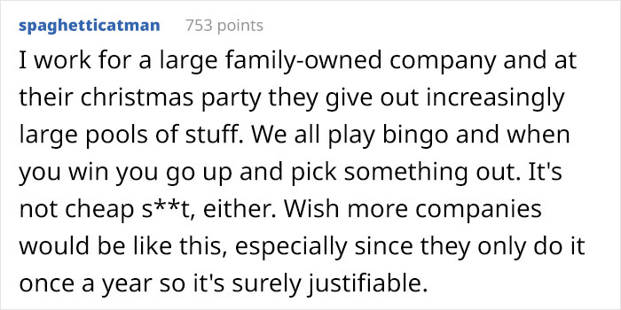 Folks Online Share Similar Stories After Guy Tells How He Understood His ‘Cheap’ $15 Company Christmas Gifts Were Actually Bought By Manager Folks Online Share Similar Stories After Guy Tells How He Understood His ‘Cheap’ $15 Company Christmas Gifts Were Actually Bought By Manager