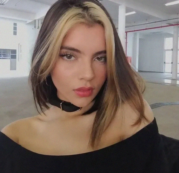 Student Gets In Trouble For Her Natural Hair Color Defying Schools Dress Code, Maliciously Complies By Dyeing It Student Gets In Trouble For Her Natural Hair Color Defying Schools Dress Code, Maliciously Complies By Dyeing It