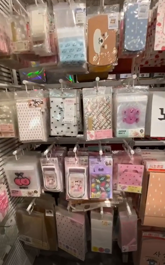 South Korea Is A Whole Different World, And Here Are 15 Interesting Things You Can See There As Shared By A TikToker South Korea Is A Whole Different World, And Here Are 15 Interesting Things You Can See There As Shared By A TikToker