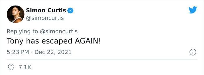 Guy Tweets Adorable Story Of How He Ended Up Adopting A Tiny Tree Frog He Discovered In His Lettuce Box Guy Tweets Adorable Story Of How He Ended Up Adopting A Tiny Tree Frog He Discovered In His Lettuce Box