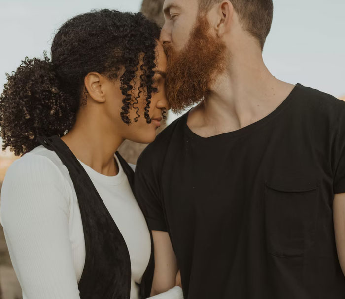 30 Women Share Non-Sexual But Intimate Things They Do With Their Partners 30 Women Share Non-Sexual But Intimate Things They Do With Their Partners