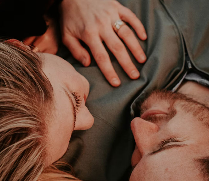 30 Women Share Non-Sexual But Intimate Things They Do With Their Partners 30 Women Share Non-Sexual But Intimate Things They Do With Their Partners