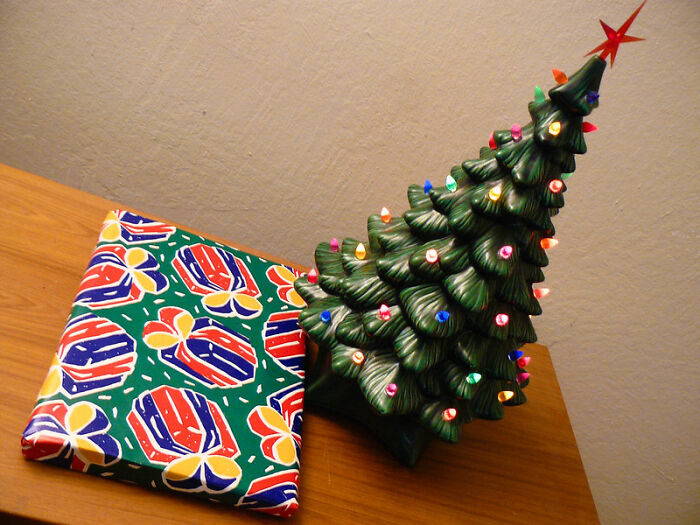 Someone In This Online Group Asked, “What’s Your ‘That’s Why I Don’t Go Home For The Holidays’ Story?” And 30 Folks Delivered Someone In This Online Group Asked, “What’s Your ‘That’s Why I Don’t Go Home For The Holidays’ Story?” And 30 Folks Delivered