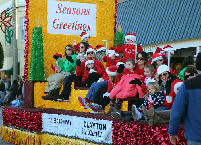 Folks In This Online Group Share 30 Things They Are Repelled By During The Christmas Season Folks In This Online Group Share 30 Things They Are Repelled By During The Christmas Season