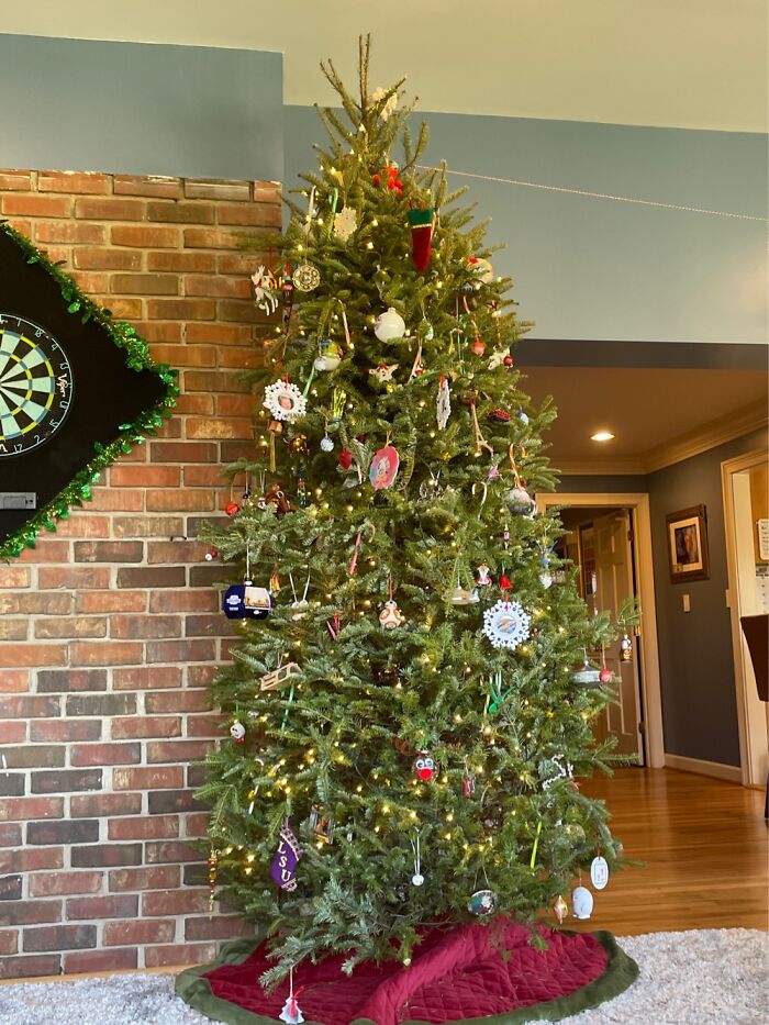 Hey Pandas, Post A Picture Of Your Christmas Tree This Year (Closed) Hey Pandas, Post A Picture Of Your Christmas Tree This Year (Closed)