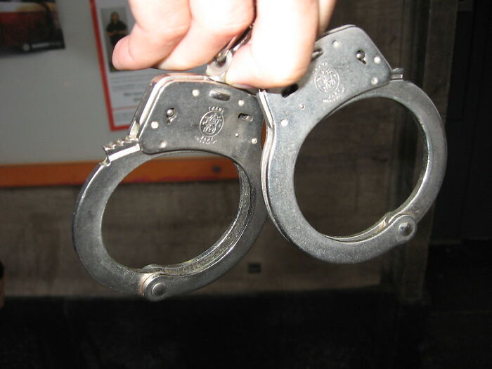 Former Prisoners, Their Friends And Family Share 25 Things Nobody Tells You About Being Incarcerated That They Had To Learn On Their Own Former Prisoners, Their Friends And Family Share 25 Things Nobody Tells You About Being Incarcerated That They Had To Learn On Their Own