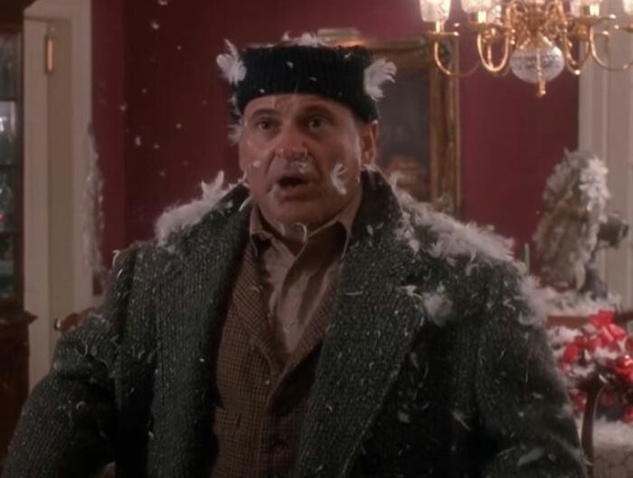 “I Landscaped Eminem&#8217;s House”: Folks Online Disclose Their Experiences When Working For Famous People And Here Are 30 Of The Most Interesting Stories