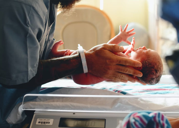 35 People Share The Wildest Things They Witnessed In The Baby Delivery Room 35 People Share The Wildest Things They Witnessed In The Baby Delivery Room