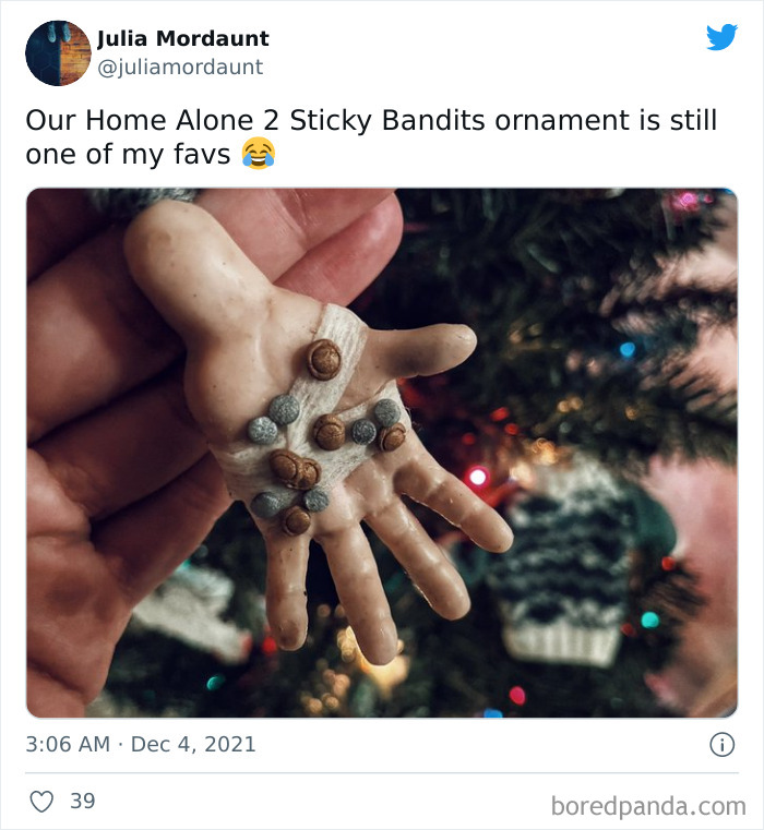 Mom And Daughter Have Been Exchanging The Ugliest Ornaments For Christmas And Their Tree Is Getting More Hilarious Each Year (23 Pics) Mom And Daughter Have Been Exchanging The Ugliest Ornaments For Christmas And Their Tree Is Getting More Hilarious Each Year (23 Pics)
