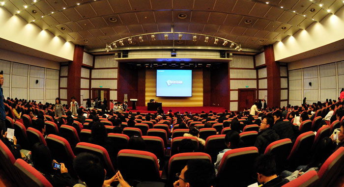 Guy Gives Out ‘College Tips’ On TikTok And Here Are 40 Of His Best Bits Of Advice Guy Gives Out ‘College Tips’ On TikTok And Here Are 40 Of His Best Bits Of Advice