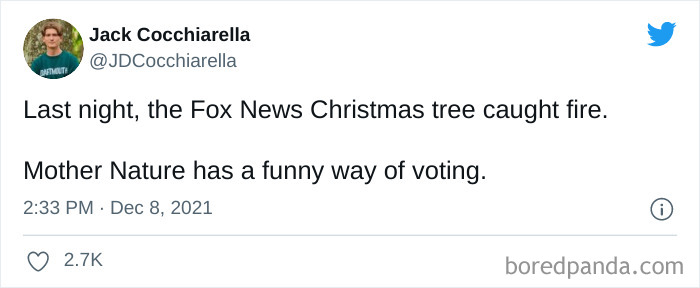 Someone Sets The Fox News Christmas Tree On Fire, And Here’s How The Internet Reacted (30 Pics) Someone Sets The Fox News Christmas Tree On Fire, And Here’s How The Internet Reacted (30 Pics)