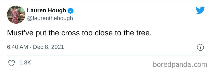 Someone Sets The Fox News Christmas Tree On Fire, And Here’s How The Internet Reacted (30 Pics) Someone Sets The Fox News Christmas Tree On Fire, And Here’s How The Internet Reacted (30 Pics)