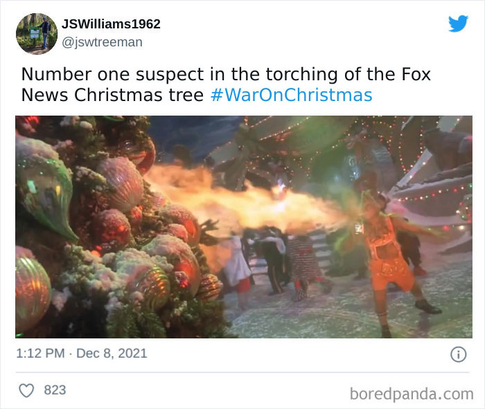 Someone Sets The Fox News Christmas Tree On Fire, And Here’s How The Internet Reacted (30 Pics) Someone Sets The Fox News Christmas Tree On Fire, And Here’s How The Internet Reacted (30 Pics)