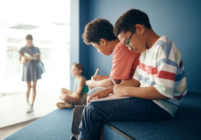 30 People Are Sharing “Street Smarts” Everybody Should Know 30 People Are Sharing “Street Smarts” Everybody Should Know