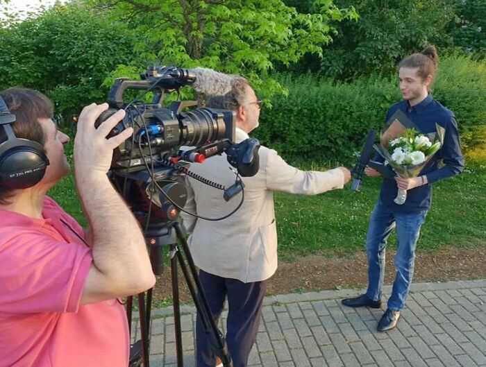 World Famous Photographer Accuses Artist Of Ripping Off Her Work, Is Shocked By His Response